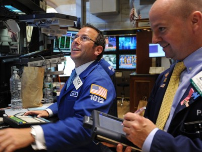 Giới đầu tư tiếp tục gom mua cổ phiếu công nghệ, First Republic hồi phục